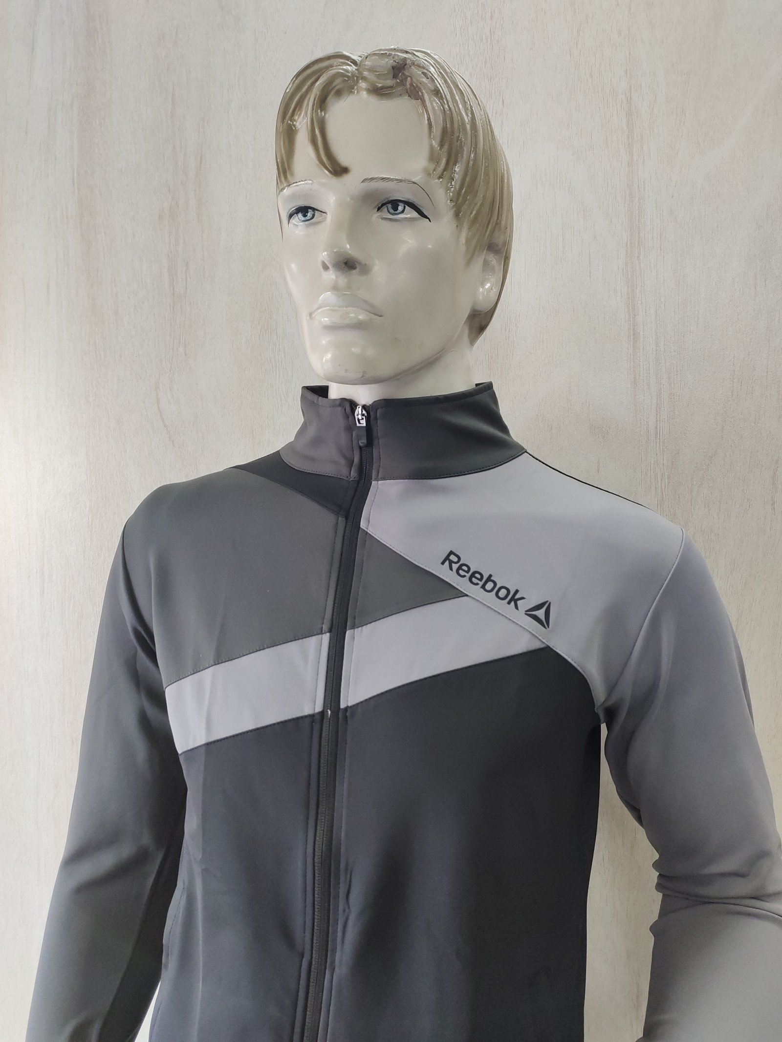 Reebook Sports Zipper